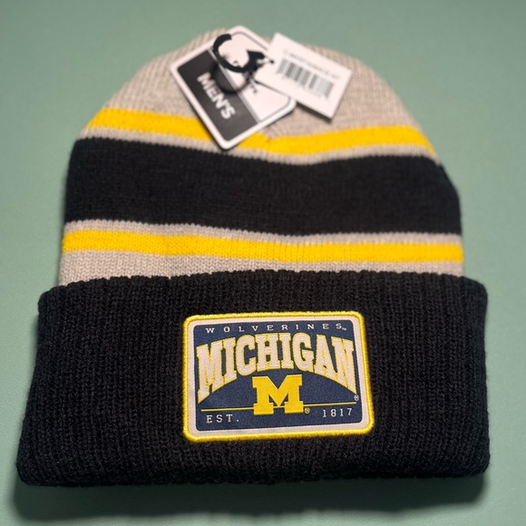 University of Michigan Wolverines Knit Beanie Men’s NWT - Picture 2 of 2